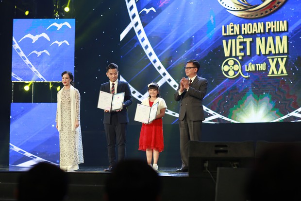Phim do CGV phát hành bội thu giải thưởng tại LHP Việt Nam lần thứ 20 - Ảnh 2.