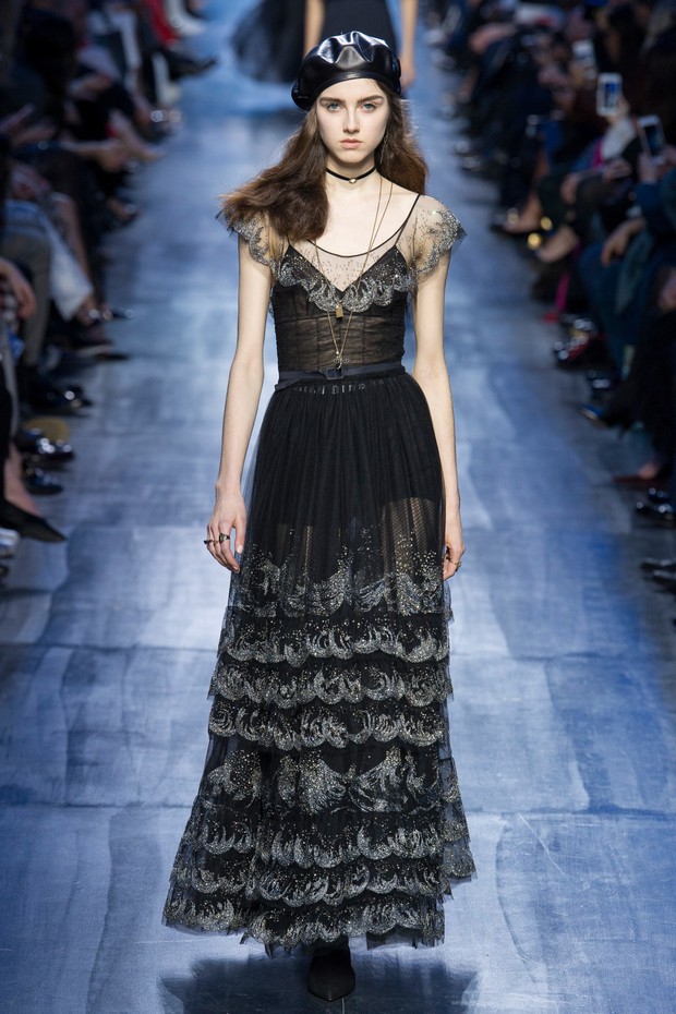 NTK Đỗ Mạnh Cường và giới mộ điệu Việt chê ỏng chê eo BST mới nhất của Dior - Ảnh 26.