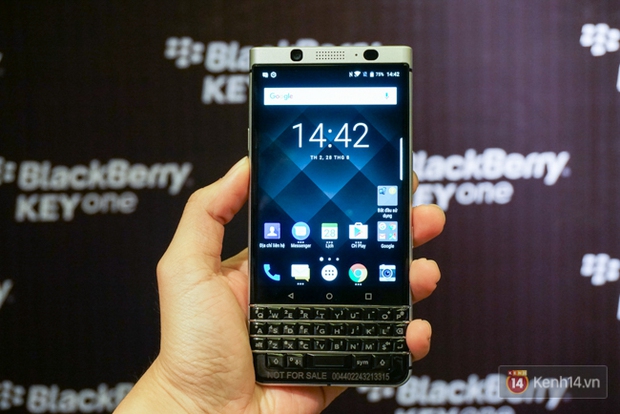 BlackBerry KeyOne cuối cùng cũng được phân phối chính thức tại Việt Nam, giá 14,99 triệu đồng - Ảnh 2.
