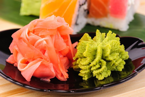 Bạn nghĩ mình đang ăn wasabi chính hiệu với món sushi thần thánh ư? Chưa chắc đâu - Ảnh 1.