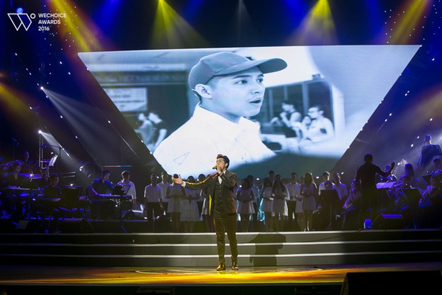 Gala WeChoice Awards: Đông Nhi - Noo Phước Thịnh gửi lời cảm ơn đến người hâm mộ qua hai ca khúc ý nghĩa - Ảnh 5.