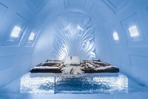 Ghé thăm khách sạn băng giá đẹp như cung điện mùa đông ở xứ Bắc Âu - Ảnh 1.