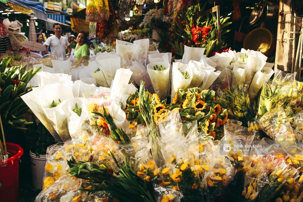 Chiều cuối năm, đừng quên ghé loạt chợ hoa xuân ở Sài Gòn để thấy Tết đang về! - Ảnh 3.