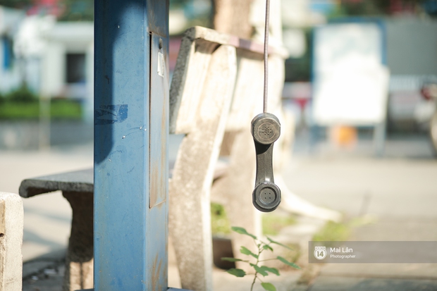 Những bốt điện thoại mới nhất ở Hà Nội và kỷ niệm một thời mong ngóng tiếng gọi từ phố - Ảnh 7.