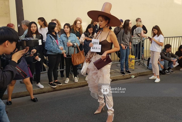 HOT: Livestream trực tiếp không khí và ngắm loạt street style chất lừ từ Paris Fashion Week - Ảnh 7.