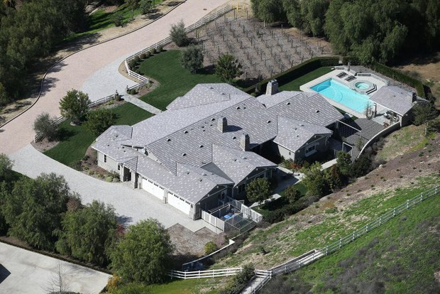 Kendall Jenner is secretly jealous because Kylie is good, rich and can buy a house twice as expensive as her?  - Photo 4.