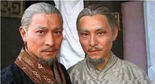10 diễn viên đóng thế y hệt “phiên bản thật” của giới giải trí xứ Trung - Ảnh 2.