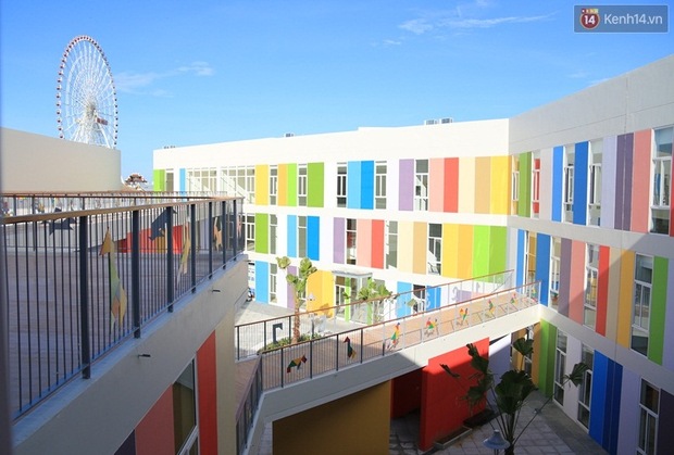 Không cần đi đâu xa xôi, Việt Nam cũng có rất nhiều ngôi trường với kiến trúc siêu ấn tượng! - Ảnh 9.