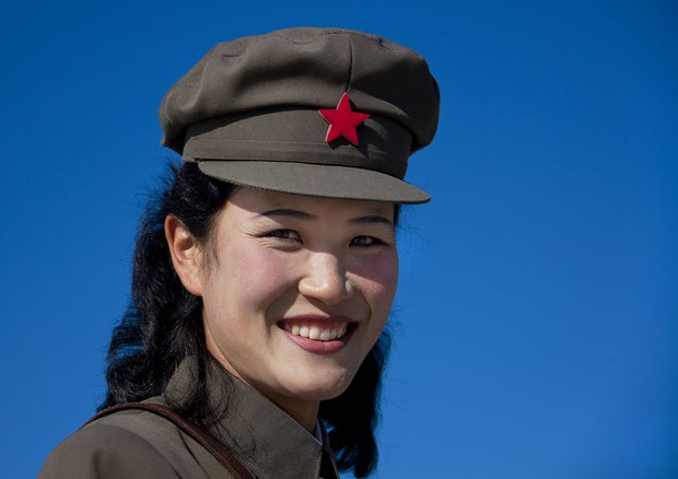 Những nụ cười ấm áp của người dân Triều Tiên - Ảnh 27.