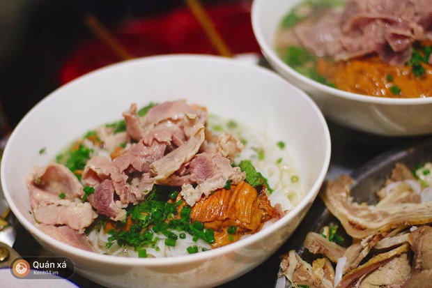Phở và gỏi cuốn Việt Nam lọt vào top 50 món ăn ngon nhất thế giới do CNN bình chọn - Ảnh 2.