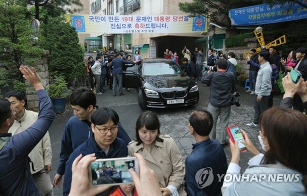 Ê kíp ưa nhìn quanh tân tổng thống Hàn Quốc - Ảnh 5.