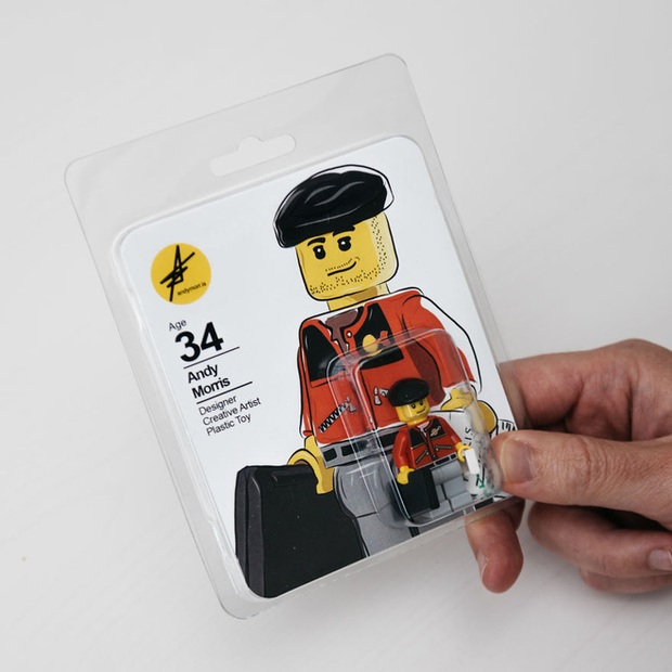 Nhà thiết kế vừa ra trường làm CV bằng LEGO để đi xin việc cho nó dễ - Ảnh 2.