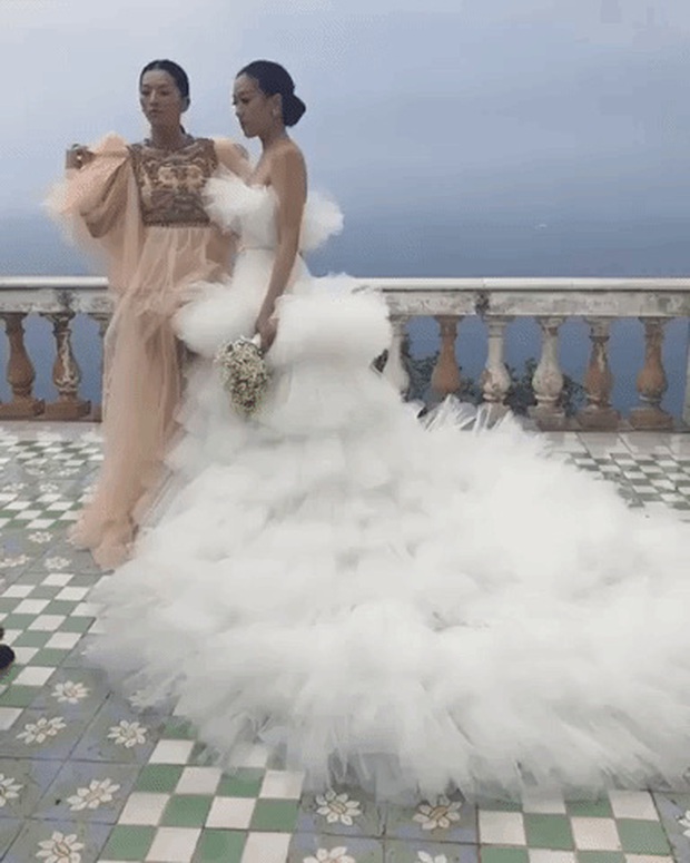 Ngoài váy cưới lộng lẫy, đám cưới của fashion blogger Hong Kong còn xa hoa không tưởng - Ảnh 22.