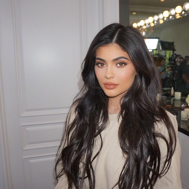 Why could Kylie Jenner become a rich USD billionaire at the age of 25 just thanks to fame and gossip? - Photo 17.