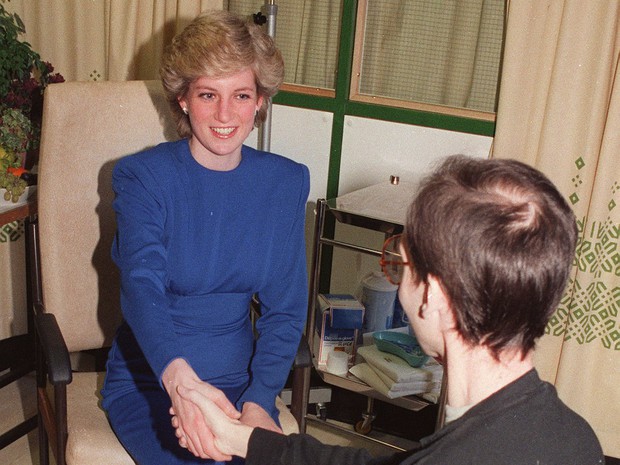 Nhìn lại cuộc đời cố công nương Diana: Những năm tháng không thể quên của một đóa hồng nước Anh - Ảnh 45.