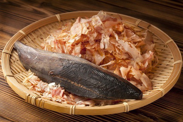 Cứng như đá, có thể mài sắc như dao nhưng đây là thứ mà ai ăn đồ Nhật cũng đã từng thưởng thức ngon lành - Ảnh 6.