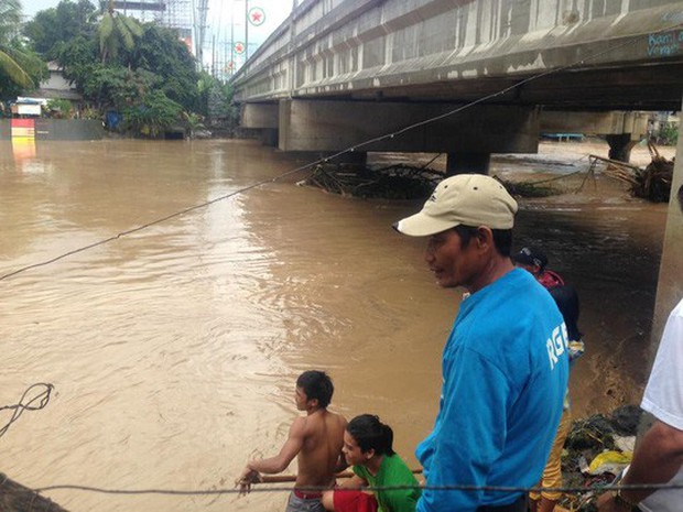 Tiến về Việt Nam, bão Tembin làm gần 90 người chết ở Philippines - Ảnh 6.