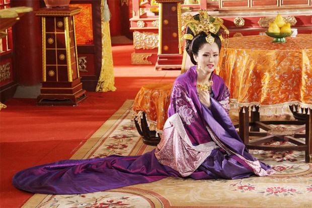 Hoàng hậu xinh đẹp mà vô đạo bậc nhất Trung Hoa xưa: Vu oan em gái để cướp ngôi, ngoại tình với thái giám, hãm hại vua - Ảnh 8.