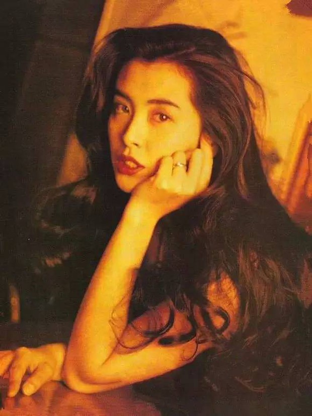 Nhan sắc của những mỹ nhân TVB thập niên 90: Chẳng cần photoshop vẫn đẹp đến nao lòng - Ảnh 10.