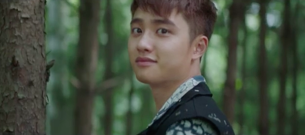 Ko Ko Bop của EXO: nhạc khó nghe, nhưng thời trang MV thì dễ ngấm với toàn hàng hiệu - Ảnh 15. Ko Ko Bop của EXO: nhạc khó nghe, nhưng thời trang MV thì dễ ngấm với toàn hàng hiệu - Ảnh 15.