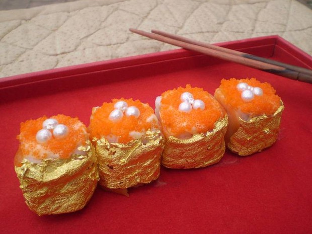 10 món ăn dát vàng lấp lánh sinh ra là dành cho hội nhà giàu - Ảnh 15.