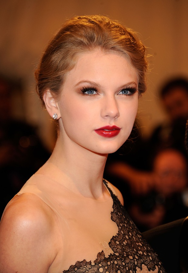 Thừa nhận đi, dù ghét Taylor Swift thì bạn vẫn ước có cuộc sống hoàn hảo như nữ hoàng của cô ấy! - Ảnh 1.