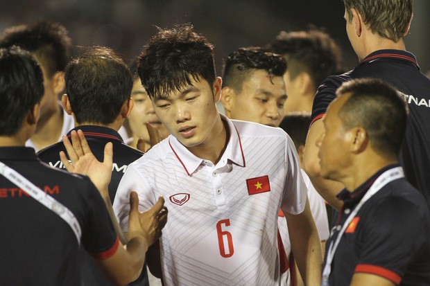 Đây là cách mà bố mẹ ăn mừng và cổ vũ cho những chàng trai của đội tuyển U23 Việt Nam - Ảnh 17.
