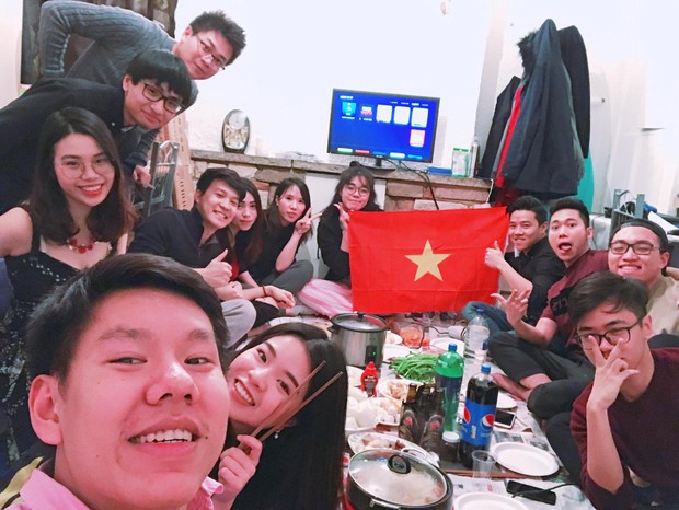 Bất chấp mưa tuyết, du học sinh Việt khắp thế giới đã sẵn sàng cổ vũ U23 Việt Nam! - Ảnh 5.