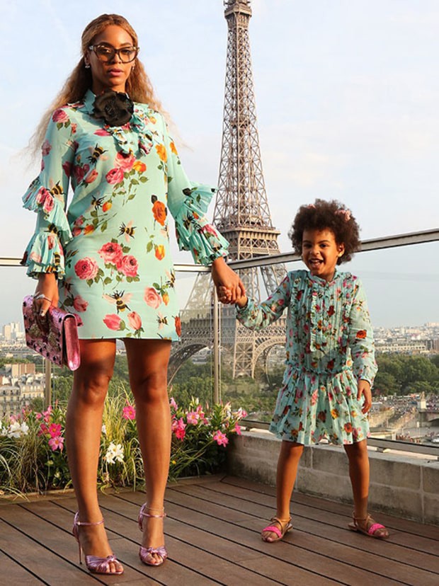Beyoncé's daughter's life like a queen: At 6 years old, she has her own service crew and wears a 250 million VND dress to events - Photo 2.