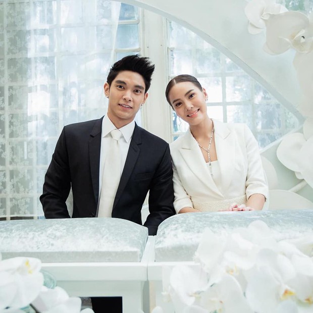 Siêu đám cưới mỹ nhân thị phi nhất Thái Lan và chồng kém 10 tuổi: Hoành tráng nhất là dàn siêu sao đến dự - Ảnh 7.