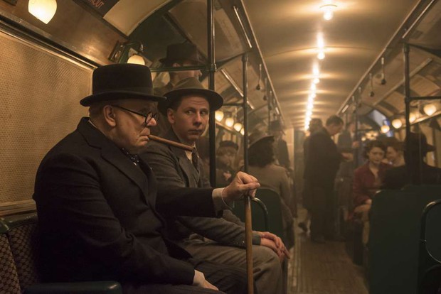 The Darkest Hour - Diễn xuất bậc thầy của Gary Oldman soi sáng giờ đen tối của nước Anh - Ảnh 6.