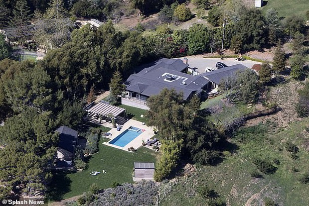 Miley Cyrus cũng mất nhà trong vụ cháy rừng ở California - Ảnh 5.