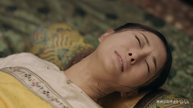 Sao nữ Hoa ngữ diễn cảnh lâm bồn: Người nhập tâm đến bật máu, người diễn khó hiểu - Ảnh 4.