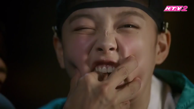 5 cảnh say rượu đáng yêu nhất màn ảnh Hàn: Park Bo Gum của Encounter vẫn là thiên hạ đệ nhất! - Ảnh 17.