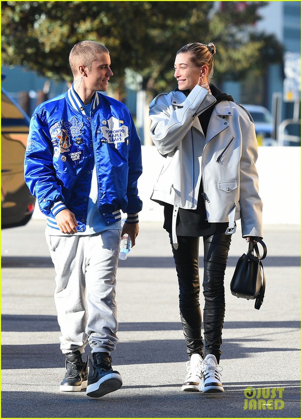 Lột xác đẹp trai hơn, Justin Bieber tươi tắn hết cỡ khi hẹn hò bà xã Hailey Baldwin trên phố - Ảnh 3.