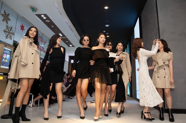 Dàn sao Gái Già Lắm Chiêu 2 bất ngờ gây náo loạn sàn catwalk, chinh phục công chúng bằng BTS ấn tượng của Lâm Gia Khang - Ảnh 15.