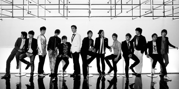 SNSD là nạn nhân của vụ tẩy chay chấn động Kpop: Phải diễn trước biển đen im lặng suốt 10 phút, sau nhiều năm vẫn là vết sẹo khó phai - Ảnh 4.