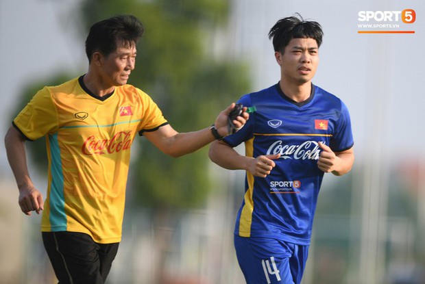 Chia tay đội tuyển Việt Nam, trợ lý HLV Park Hang-seo tới Malaysia tìm thử thách mới - Ảnh 1.
