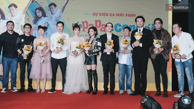 Kaity Nguyễn diện đầm cực xinh ra mắt phim Hồn Papa, Da Con Gái nhưng lại gây chú ý bởi hàng chân mày sâu róm - Ảnh 2.