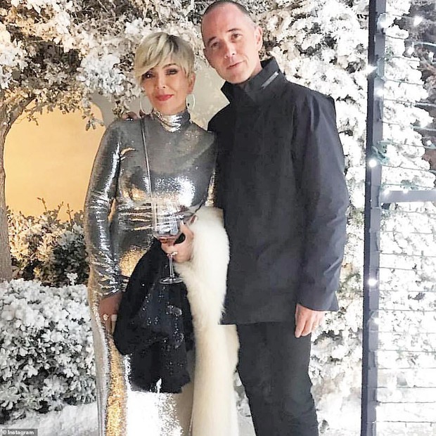 Gia đình Kardashian mời dàn sao cực khủng dự tiệc Giáng Sinh, đặc biệt có cả kẻ thù một thời Paris Hilton - Ảnh 8.