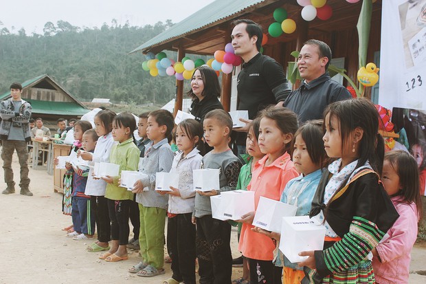 Món quà “Giáng sinh rực rỡ” dành cho Tri Lễ - Ảnh 5.
