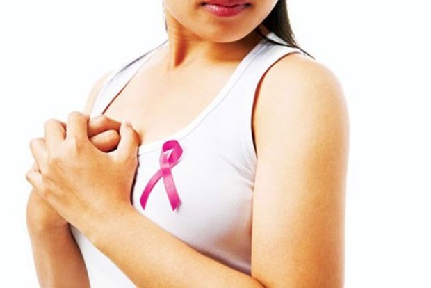 Ung thư vú gây tử vong hàng đầu ở nữ giới - Ảnh 1.