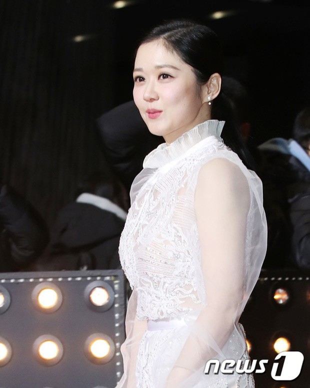 Thảm đỏ SBS Drama Awards: Jang Nara tăng cân vẫn quá đẹp, nàng Kim Sam Soon đọ body nóng bỏng bên loạt minh tinh - Ảnh 3.