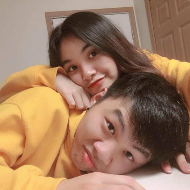 Cặp đôi nổi tiếng với loạt Vlog trong ô tô: Ghen vì người yêu đẹp trai, chỉ giả vờ hổ báo khi làm clip - Ảnh 14.