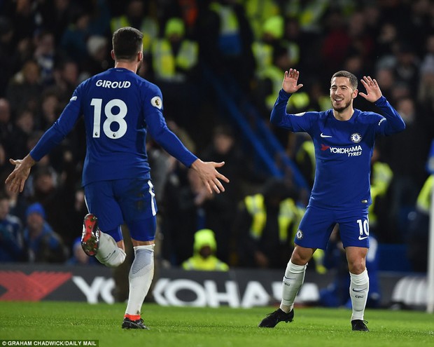 Hazard lập cú đúp, Chelsea trở lại Top 4 - Ảnh 8.