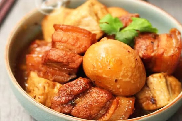 bánh tét tiếng anh là gì