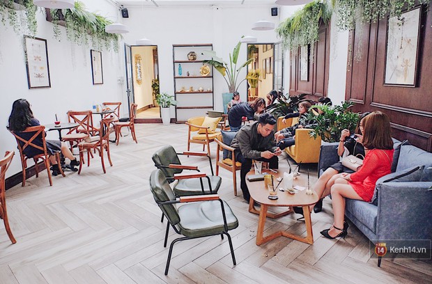 Review nhanh quán cafe rộng 2000m2 đang hot nhất Hà Nội dịp Tết này - Ảnh 11.