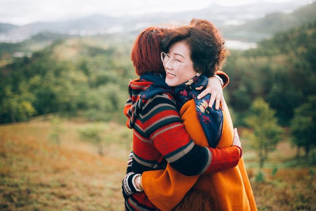 Cần gì người yêu, đi Đà Lạt chụp ảnh “couple” cùng mẹ cũng vui chẳng kém - Ảnh 11.
