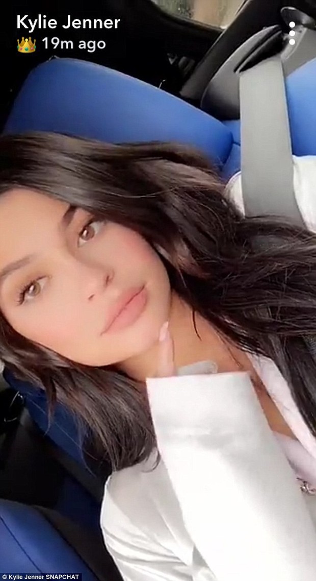 Đẳng cấp giàu có của Kylie Jenner ở tuổi 20: Chỉ bộ sưu tập túi xách đã có giá tới 22 tỷ đồng! - Ảnh 4.
