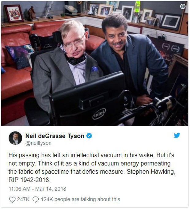 Giới khoa học cùng rất nhiều người nổi tiếng bày tỏ nỗi niềm tiếc nuối trước sự ra đi của nhà vật lý đại tài Stephen Hawking - Ảnh 1.